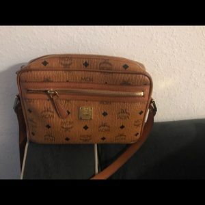 Crossbody bag with matching wallet